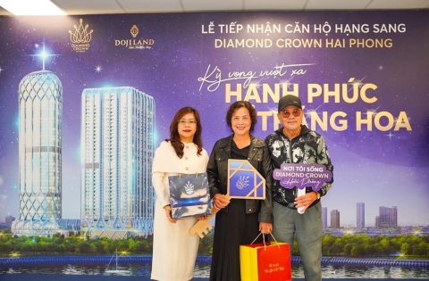 Hình ảnh Ngày đầu tiên Lễ bàn giao căn hộ Diamond Crown Hai phong-Nhiều cảm xúc vui mừng và hải Lòng 